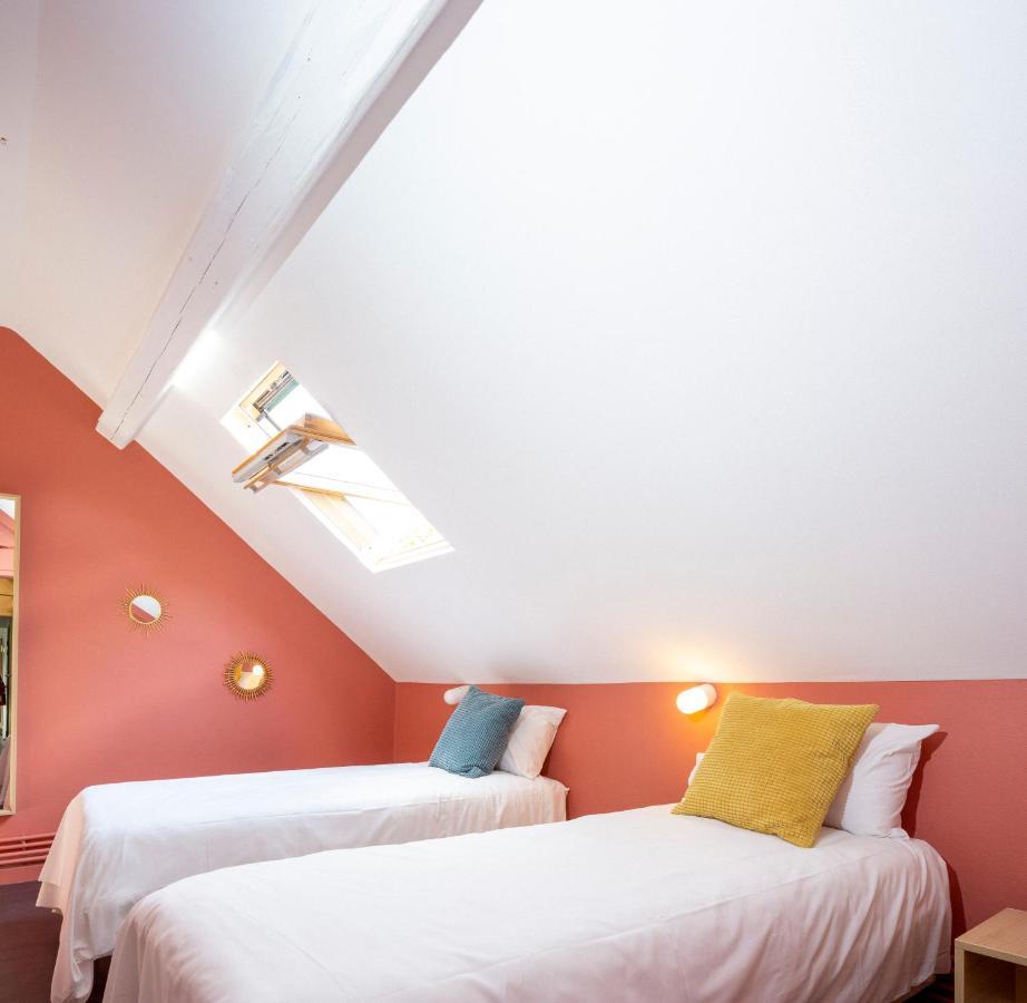 Auberge La Maison Montreau Монтрей Екстериор снимка