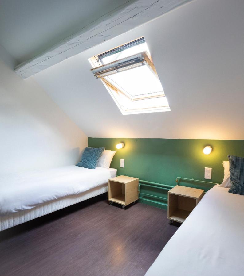 Auberge La Maison Montreau Монтрей Екстериор снимка